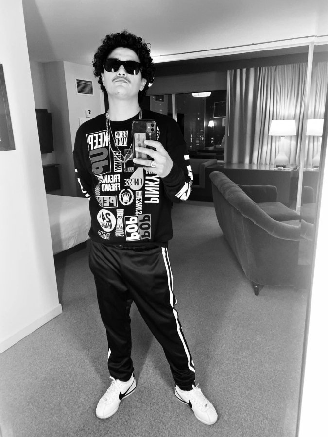 Bruno Mars Impersonator photo