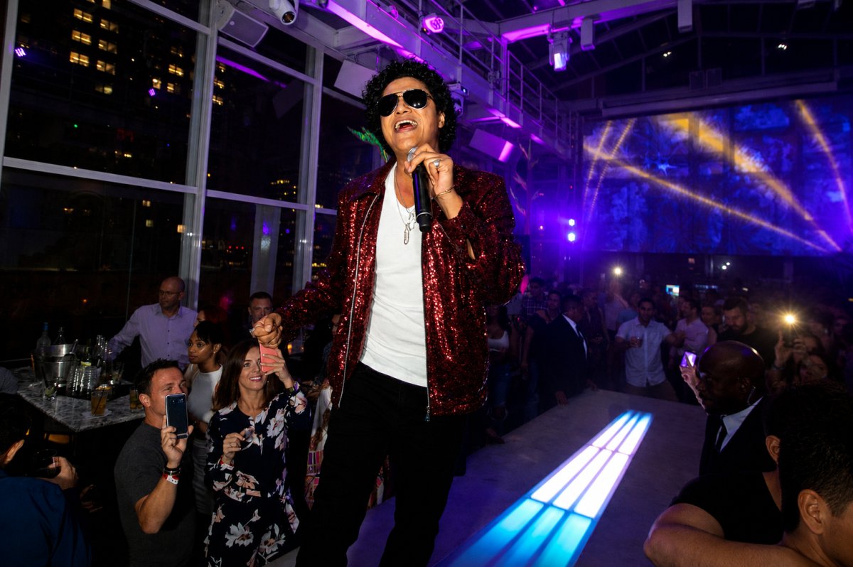 Bruno Mars Impersonator photo
